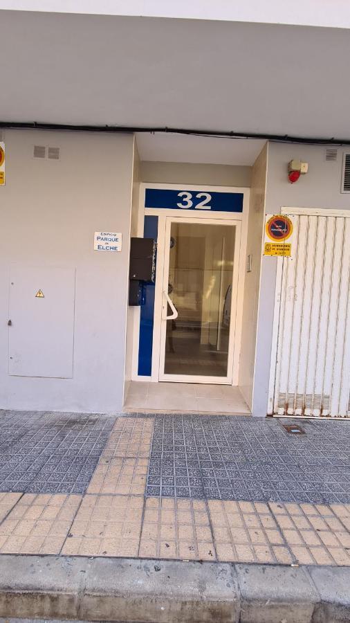 Apartamento Parque Elche If Benidorm Bagian luar foto